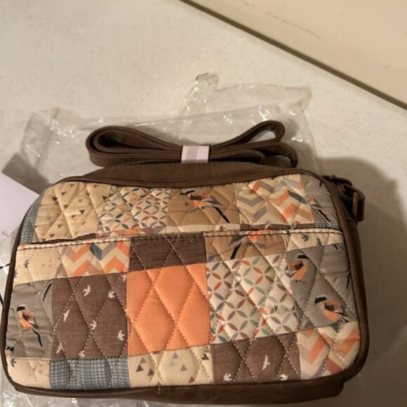 New quilted Allison Purse with vegan Leather strap - Picture 2 of 4